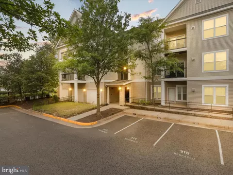 5126 A Brittney Elyse Cir #A, Centreville, VA 20120