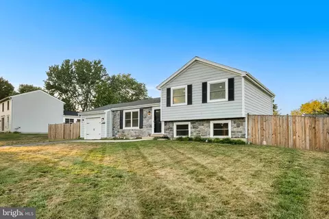 4426 Cub Run Rd, Chantilly, VA 20151 photo 7