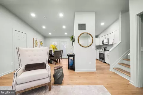 4426 Cub Run Rd, Chantilly, VA 20151 photo 5