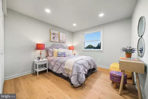 4426 Cub Run Rd, Chantilly, VA 20151 photo 20