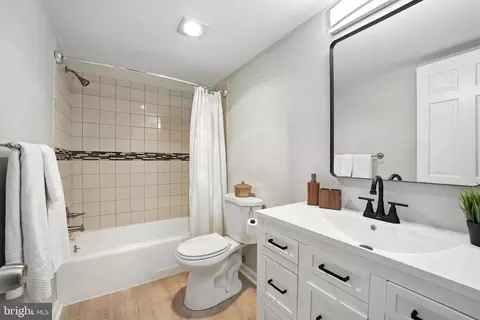 7600 Tremayne Pl #311, Mclean, VA 22102 photo 18