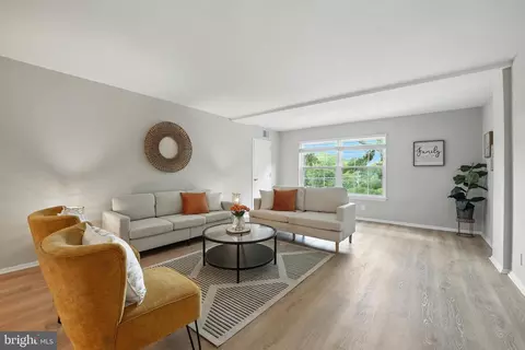 7600 Tremayne Pl #311, Mclean, VA 22102