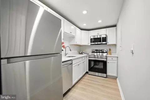 7600 Tremayne Pl #311, Mclean, VA 22102 photo 8