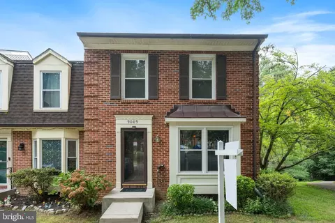 9009 Mulvaney Ct, Springfield, VA 22152