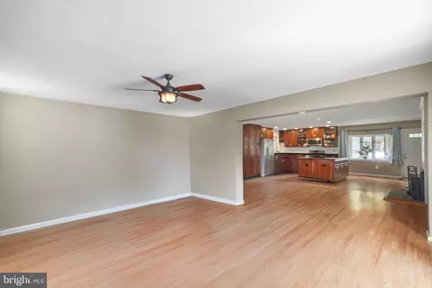 5513 Hinton St, Springfield, VA 22151 photo 11
