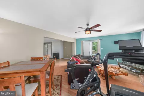 5513 Hinton St, Springfield, VA 22151 photo 12