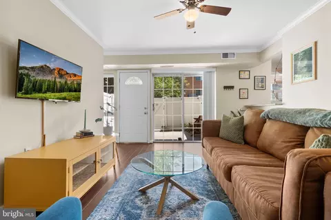 5611 Franconia Rd #103, Alexandria, VA 22310