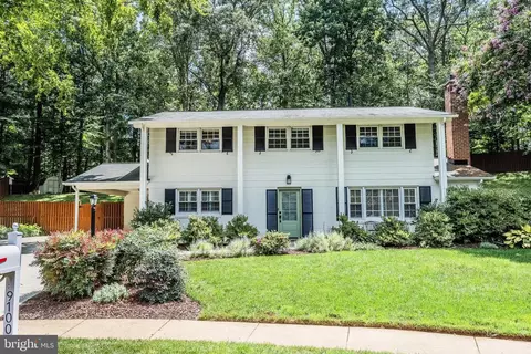 Exterior - 9100 Joyce Phillip Ct, Springfield, VA 22153 photo 2 of 9