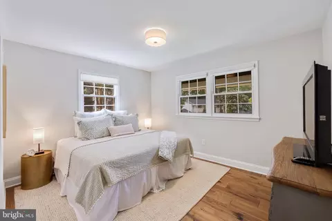 Bedroom - 9100 Joyce Phillip Ct, Springfield, VA 22153 photo 3 of 5