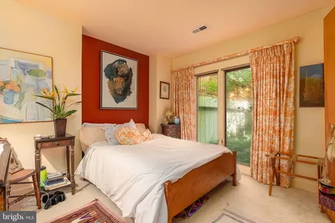 Bedroom - 11301 Fieldstone Ln, Reston, VA 20191 photo 2 of 2
