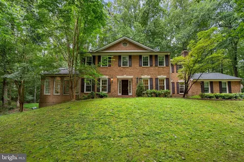 6536 Little Ox Rd, Fairfax Station, VA 22039