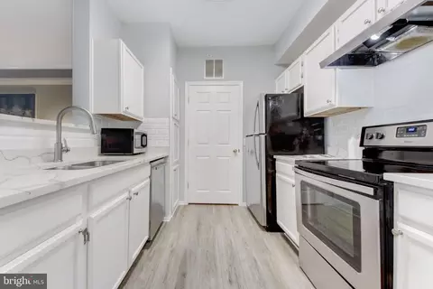 Kitchen - 1600 Spring Gate Dr #2406, Mclean, VA 22102 photo 1 of 1