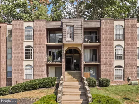8316 Tobin Rd #8316-11, Annandale, VA 22003