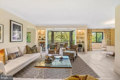 5903 Mount Eagle Dr #308, Alexandria, VA 22303