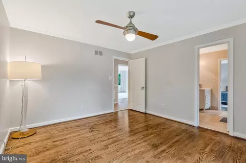 Bedroom - 6280 Dunaway Ct, Mclean, VA 22101 photo 7 of 8