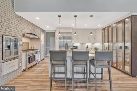 Kitchen - 6280 Dunaway Ct, Mclean, VA 22101 photo 5 of 5