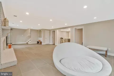 Other - 6280 Dunaway Ct, Mclean, VA 22101 photo 8 of 10