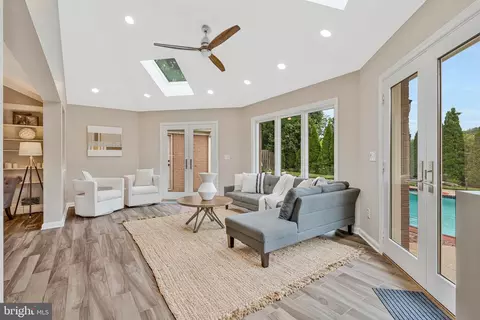 Other - 6280 Dunaway Ct, Mclean, VA 22101 photo 4 of 10