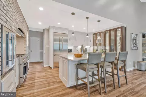 Kitchen - 6280 Dunaway Ct, Mclean, VA 22101 photo 2 of 5