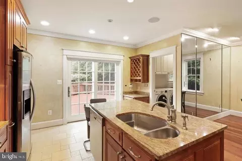 Kitchen - 1515 Cedar Ave, Mclean, VA 22101 photo 4 of 4
