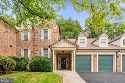 7256 Glen Hollow Ct #4, Annandale, VA 22003