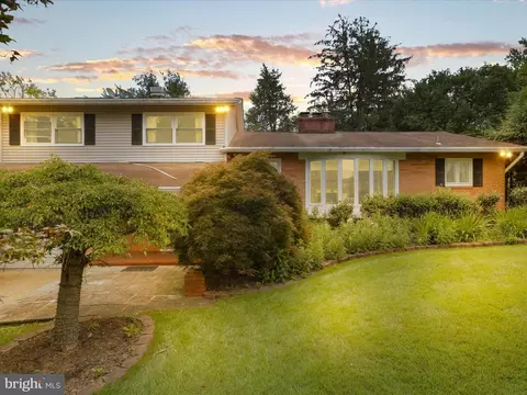 6170 Hardy Dr, Mclean, VA 22101