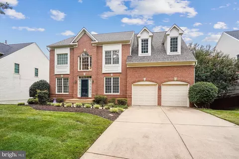 5916 Ewing Pl, Alexandria, VA 22310