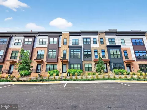 2009 Tysons Ridgeline Rd, Falls Church, VA 22043