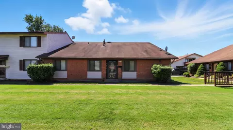 8419 Del Norte Ct #93, Alexandria, VA 22309
