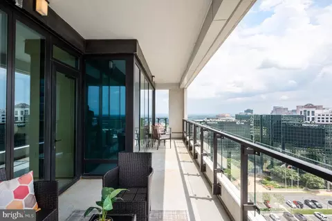 Exterior - 1650 Silver Hill Dr #1502, Mclean, VA 22102 photo 2 of 16