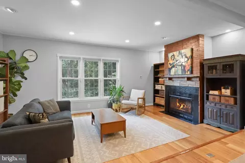 5603 Stillwater Ct, Burke, VA 22015