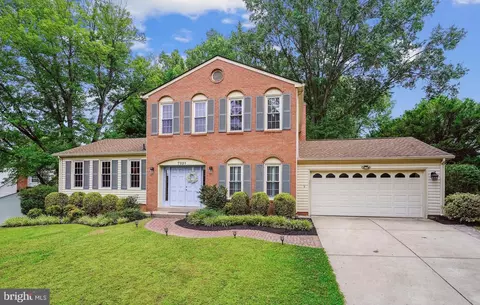 7921 Journey Ln, Springfield, VA 22153