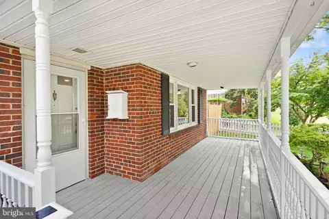 Exterior - 5803 Hanover Ave, Springfield, VA 22150 photo 2 of 10