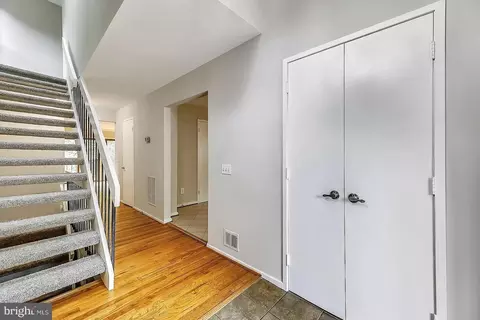 Entry Way - 2256 Wheelwright Ct, Reston, VA 20191 photo 3 of 3