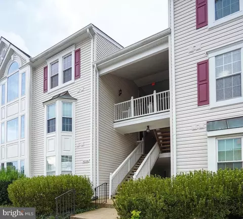 9224 Cardinal Forest Ln #H, Lorton, VA 22079