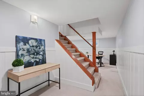 Entry Way - 6632 Reynard Dr, Springfield, VA 22152 photo 4 of 4