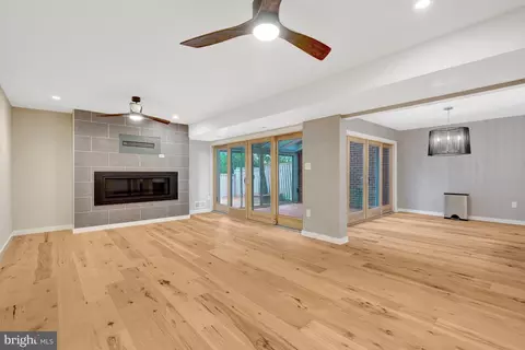 Living - 11408 Links Dr, Reston, VA 20190 photo 1 of 6