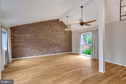 Living - 11408 Links Dr, Reston, VA 20190 photo 4 of 6