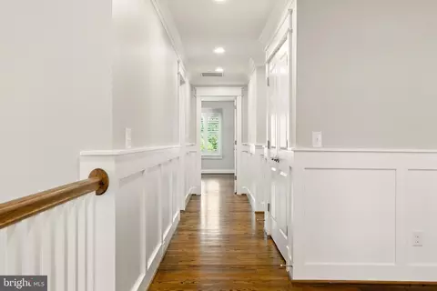 Entry Way - 8617 Dixie Pl, Mclean, VA 22102 photo 28 of 43