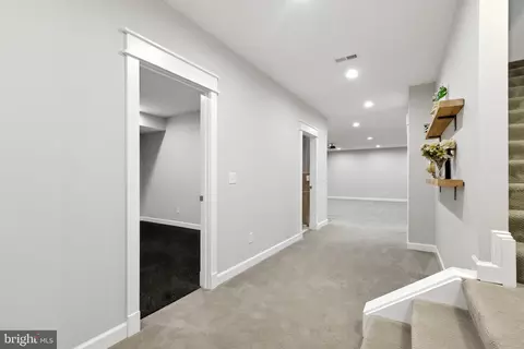 Entry Way - 8617 Dixie Pl, Mclean, VA 22102 photo 36 of 43