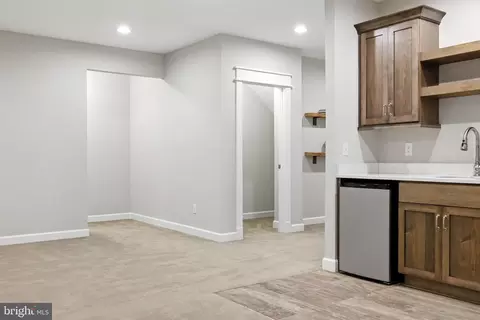 Entry Way - 8617 Dixie Pl, Mclean, VA 22102 photo 40 of 43
