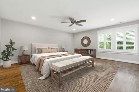 Bedroom - 8617 Dixie Pl, Mclean, VA 22102 photo 11 of 13