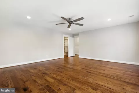 Bedroom - 8617 Dixie Pl, Mclean, VA 22102 photo 10 of 13