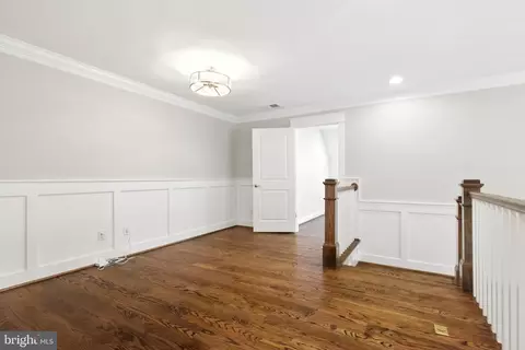 Entry Way - 8617 Dixie Pl, Mclean, VA 22102 photo 33 of 43
