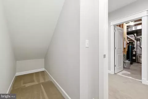 Entry Way - 8617 Dixie Pl, Mclean, VA 22102 photo 38 of 43