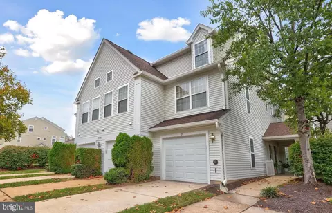 7705 Haynes Point Way #2802, Alexandria, VA 22315