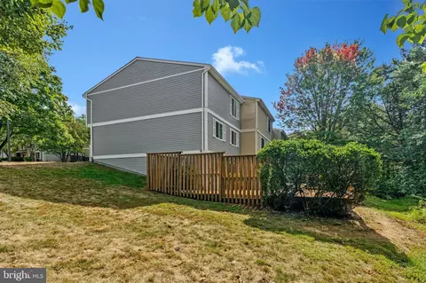 Exterior - 1628 Barnstead Dr, Reston, VA 20194 photo 7 of 7
