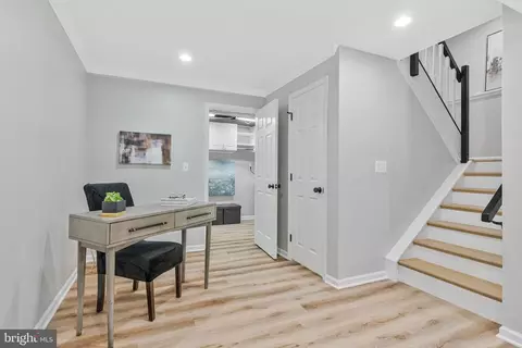 Entry Way - 1628 Barnstead Dr, Reston, VA 20194 photo 5 of 5