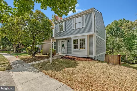 Exterior - 1628 Barnstead Dr, Reston, VA 20194 photo 2 of 7