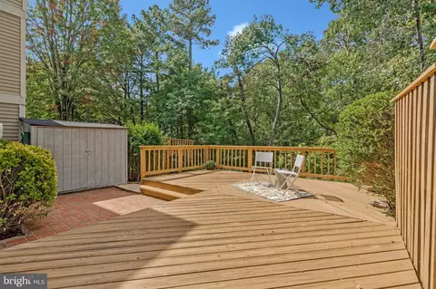 Exterior - 1628 Barnstead Dr, Reston, VA 20194 photo 4 of 7